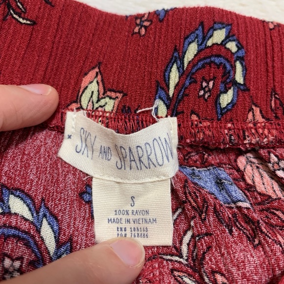 Sky and Sparrow Wide Leg Pants - Picture 3 of 4